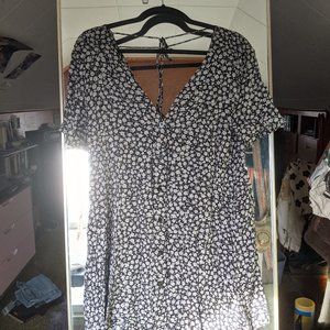 Motel Rocks Size Small Floral Dress